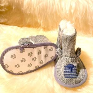NWOT Baby Boots. Grey Baby Bear 3-6 month winter bootie.